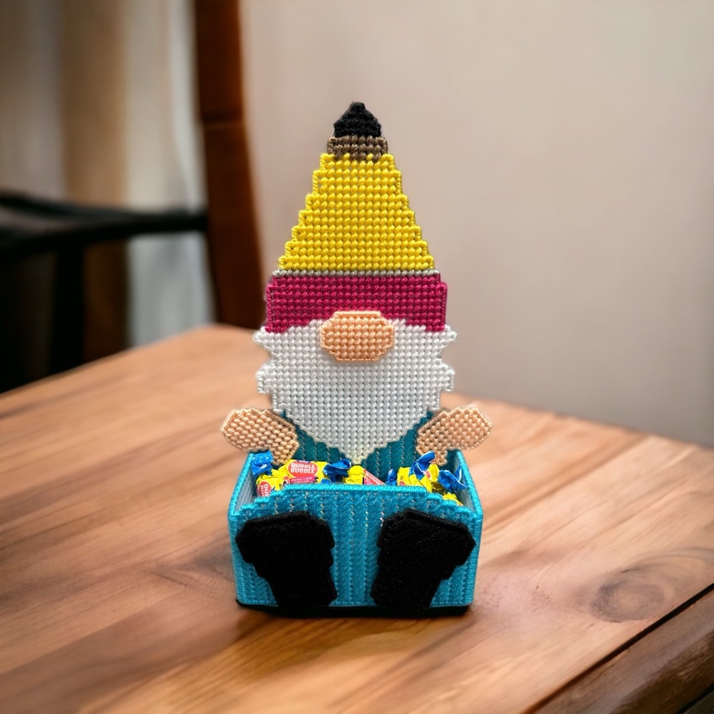 Plastic Canvas School Days Gnome Treat Holder